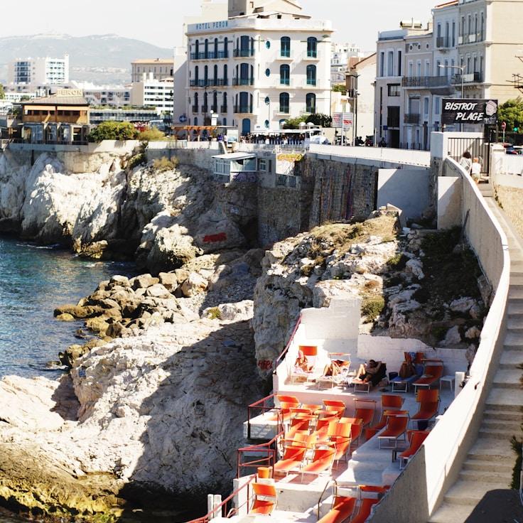 Outdoor terrace seating suitable for families in Berlin